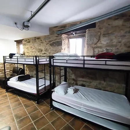 Hostel Tipo Mariana Lubián