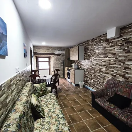 Hostel Tipo Mariana Lubián